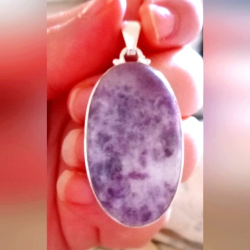 NEW Beautiful Lepidolite 1.8" Pendant & 925 Silver Chain - Natural Calming Stone - Picture 2 of 9